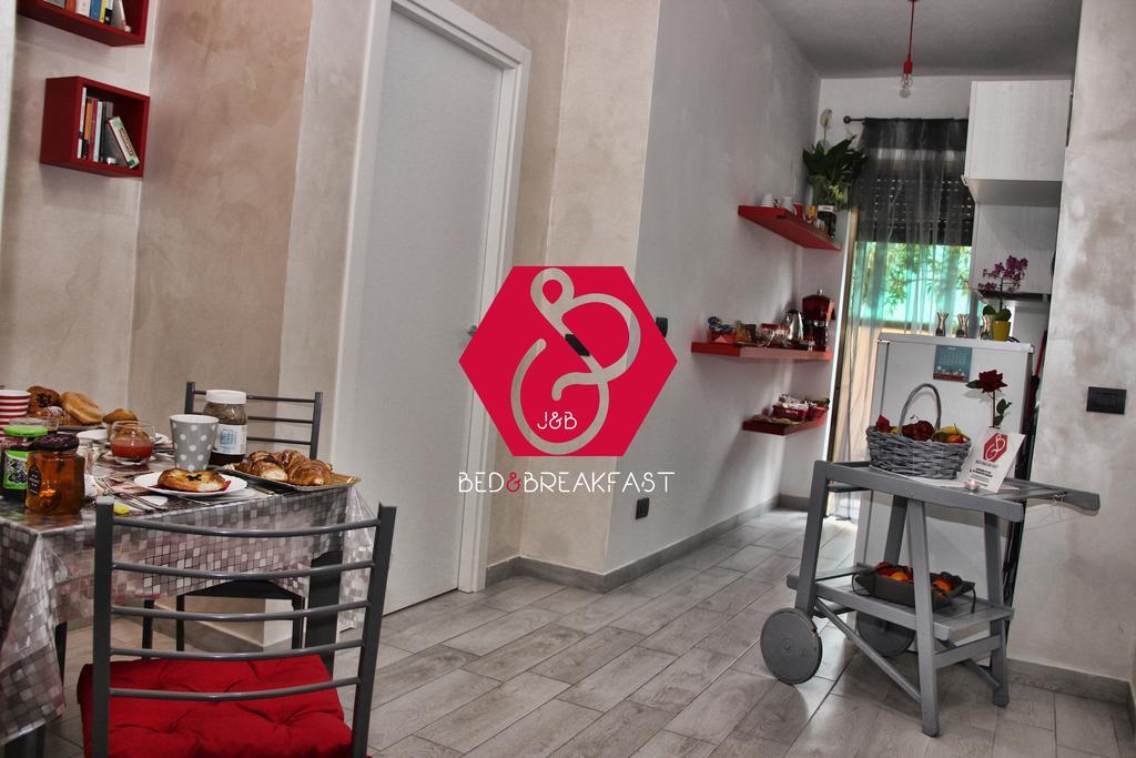 Bed & Breakfast J&b *